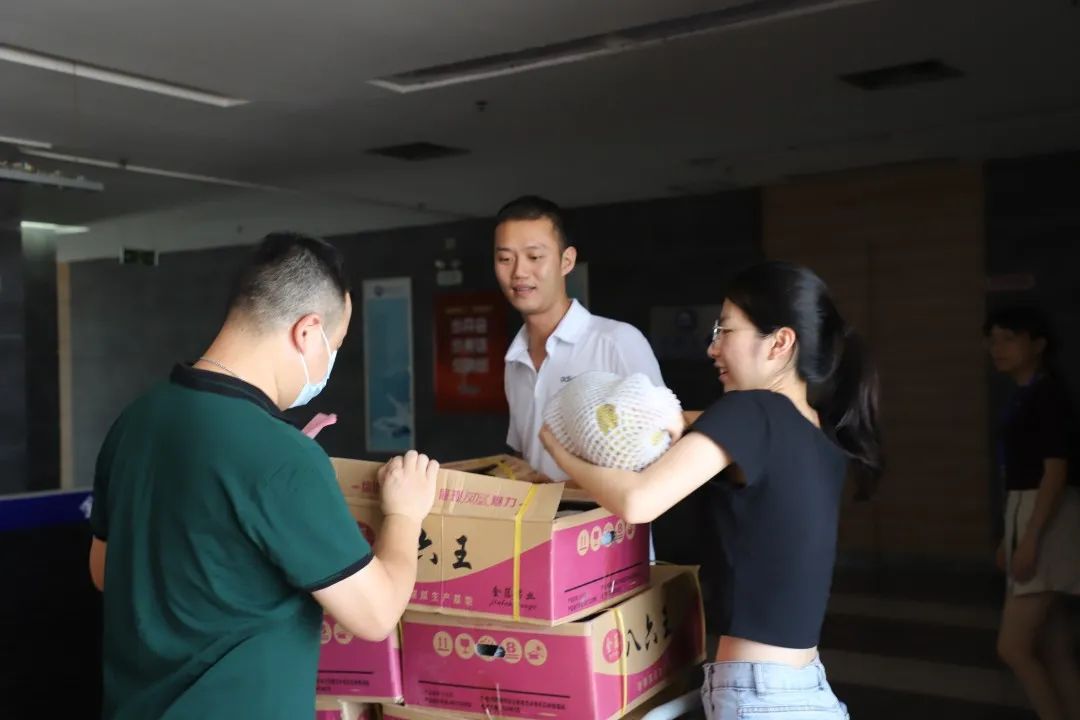 愛心鷹牌 | 萬里援疆，鷹牌助力新疆塔然其村沖刺脫貧(圖8)