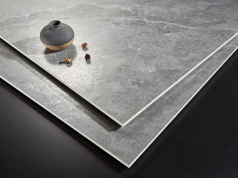 走進鷹牌｜2022新銳榜評審團蒞臨鷹牌陶瓷總部展廳深入考察(圖5)