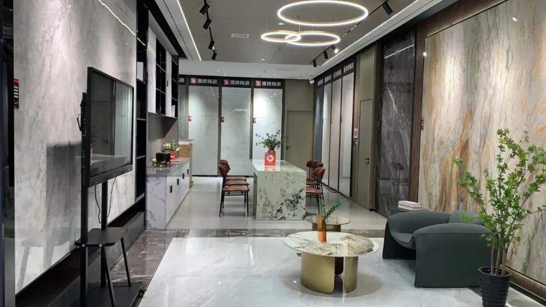 勢不可擋,鷹牌陶瓷終端布局再提速,石家莊1000㎡旗艦店盛大開業!(圖13) 勢不可擋,鷹牌陶瓷終端布局再提速,石家莊1000㎡旗艦店盛大開業!(圖13)