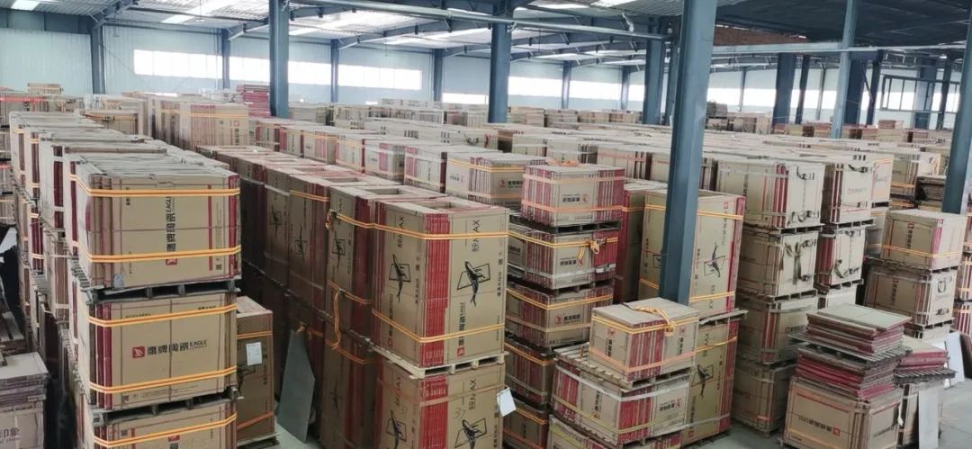 勢不可擋,鷹牌陶瓷終端布局再提速,石家莊1000㎡旗艦店盛大開業!(圖16) 勢不可擋,鷹牌陶瓷終端布局再提速,石家莊1000㎡旗艦店盛大開業!(圖16)