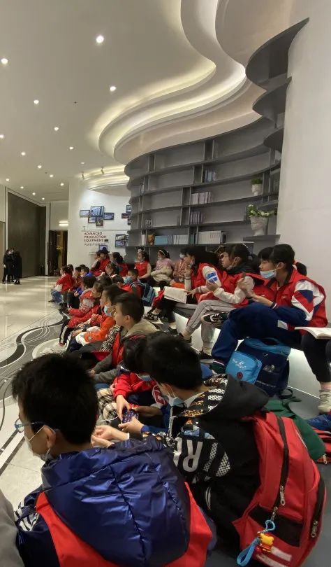 爭做未來接班人——2022佛山傳媒集團職工子女冬令營走進鷹牌！(圖15)