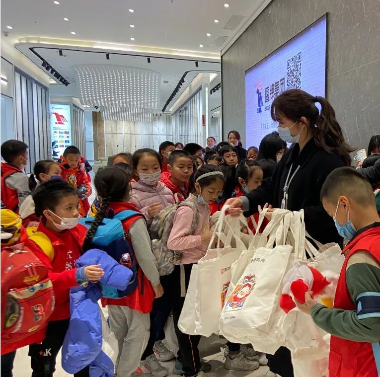 爭做未來接班人——2022佛山傳媒集團職工子女冬令營走進鷹牌！(圖23)