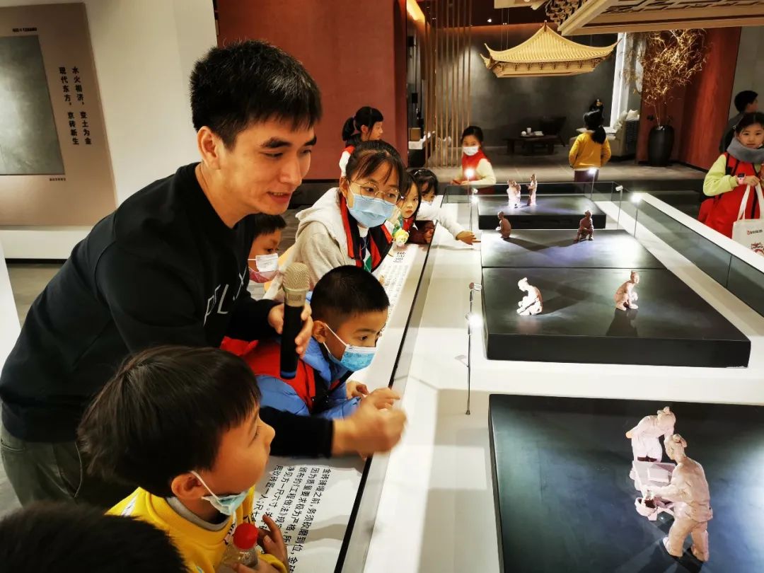 爭做未來接班人——2022佛山傳媒集團職工子女冬令營走進鷹牌！(圖25)