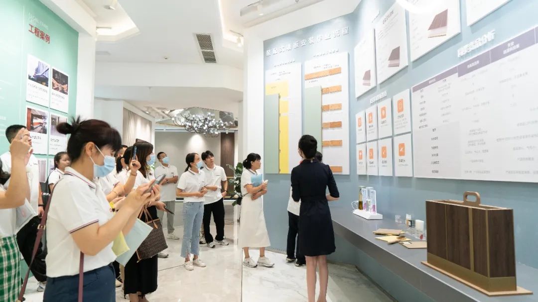 參觀學(xué)習(xí)，加速轉(zhuǎn)變｜鷹牌墻地專家全國店長培訓(xùn)進(jìn)行中！(圖5)