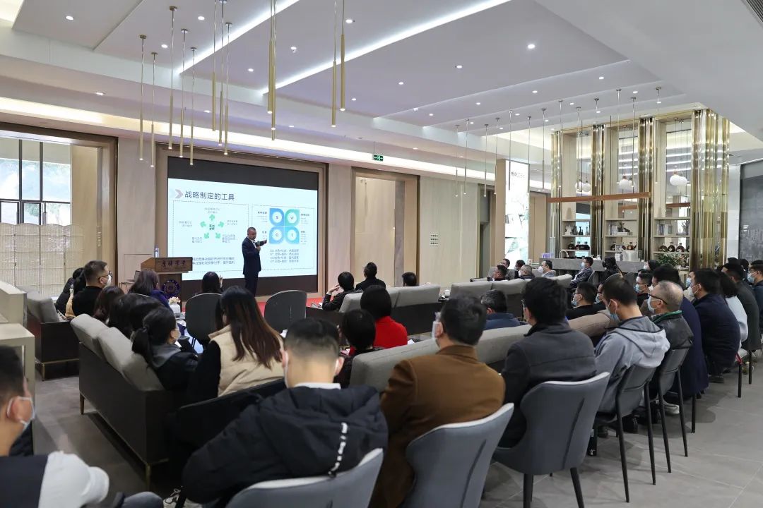 凝心聚力，深耕創(chuàng)變｜2023鷹牌集團戰(zhàn)略規(guī)劃會議圓滿舉行！(圖4)