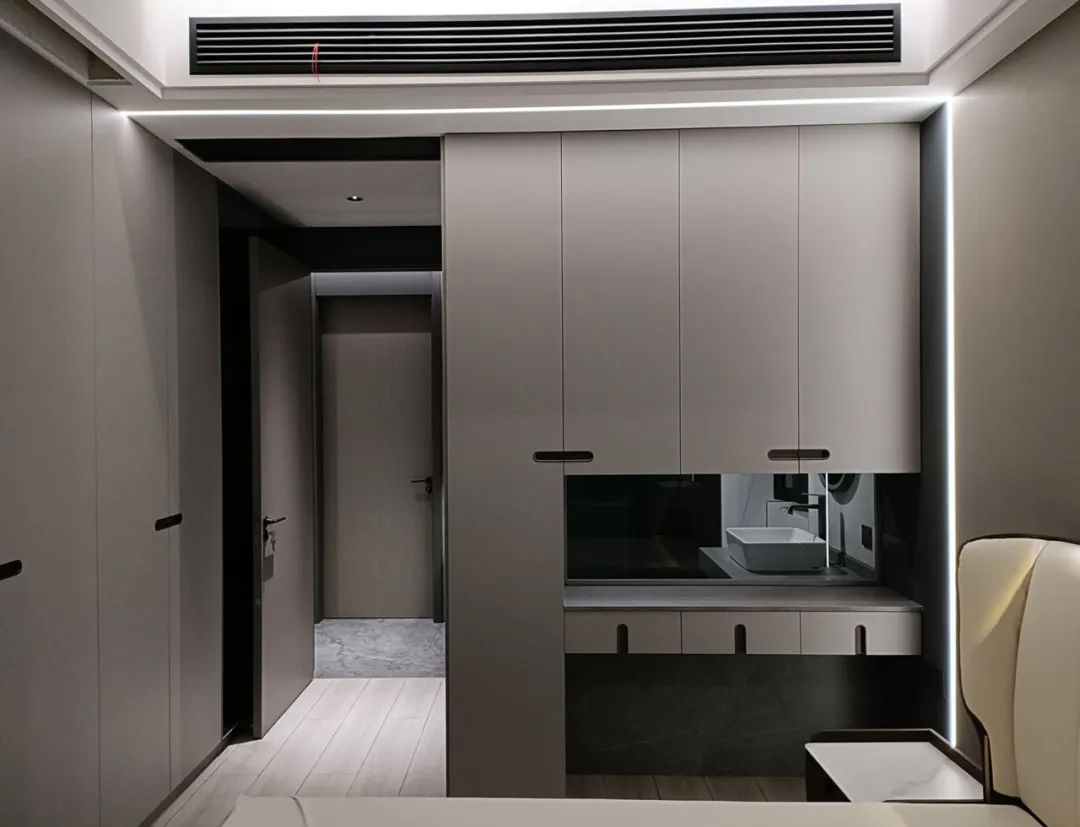 百萬案例｜127㎡現代簡約風——演繹藝術與生活交織的高端家居美學(圖12)