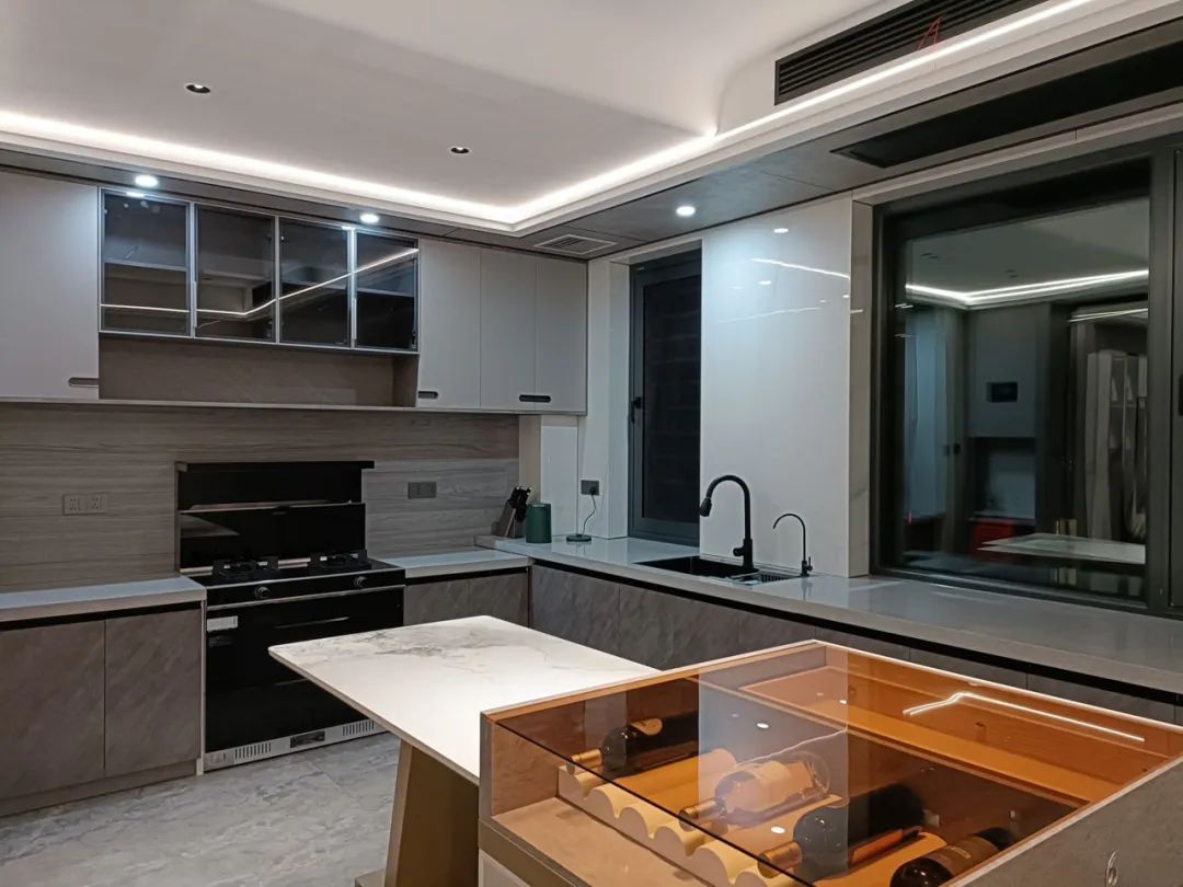 百萬案例｜127㎡現代簡約風——演繹藝術與生活交織的高端家居美學(圖9)