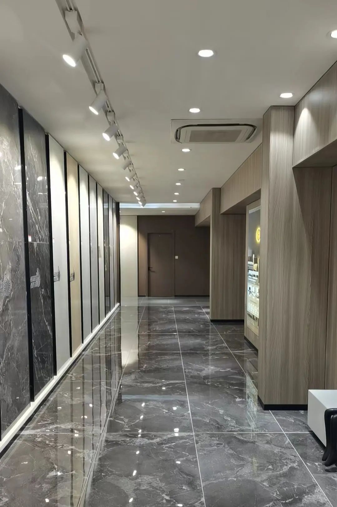 鷹牌50周年 門店風采｜高碑店鷹牌陶瓷：締造品質家居新典范(圖13)