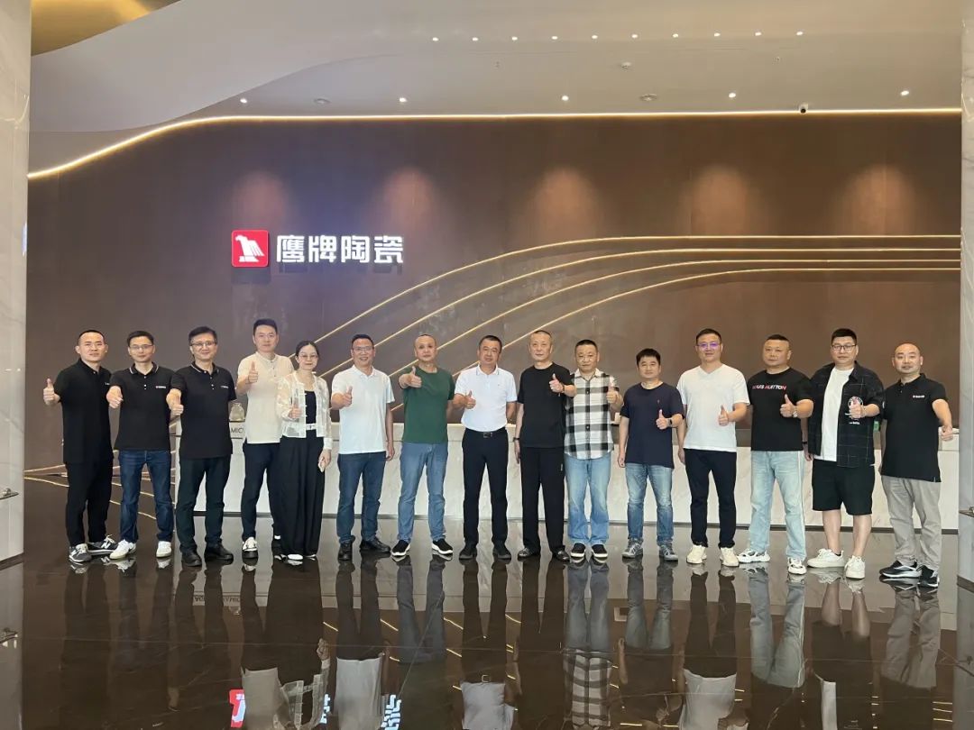 共話家居發展新趨勢｜湖南千思裝飾集團張董一行蒞臨鷹牌總部參觀交流(圖13)