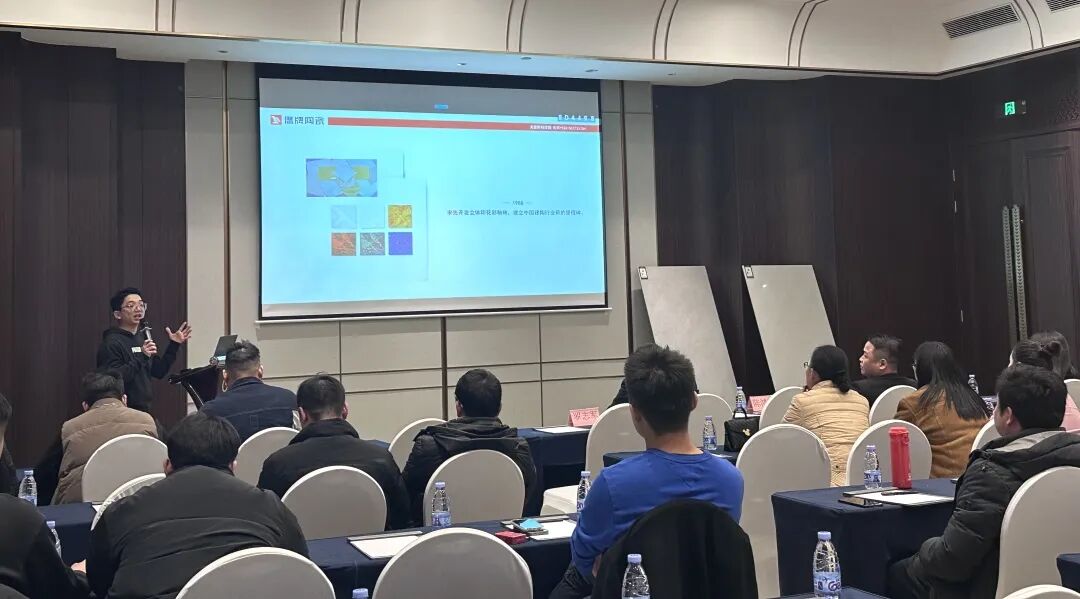 聚勢前行 贏戰終端｜鷹牌陶瓷2025年懷化中心倉年度營銷會議暨訂貨會圓滿落幕！(圖4)