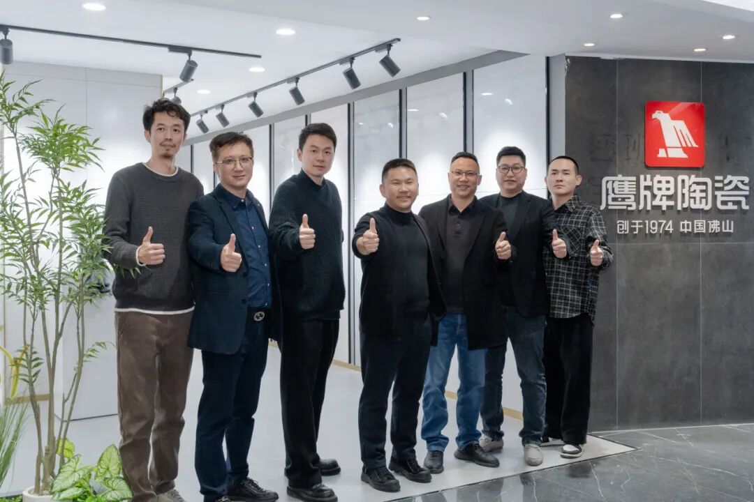 交流互進 共謀發展｜鷹牌集團赴千思裝飾考察交流，共話行業發展新趨勢(圖12)