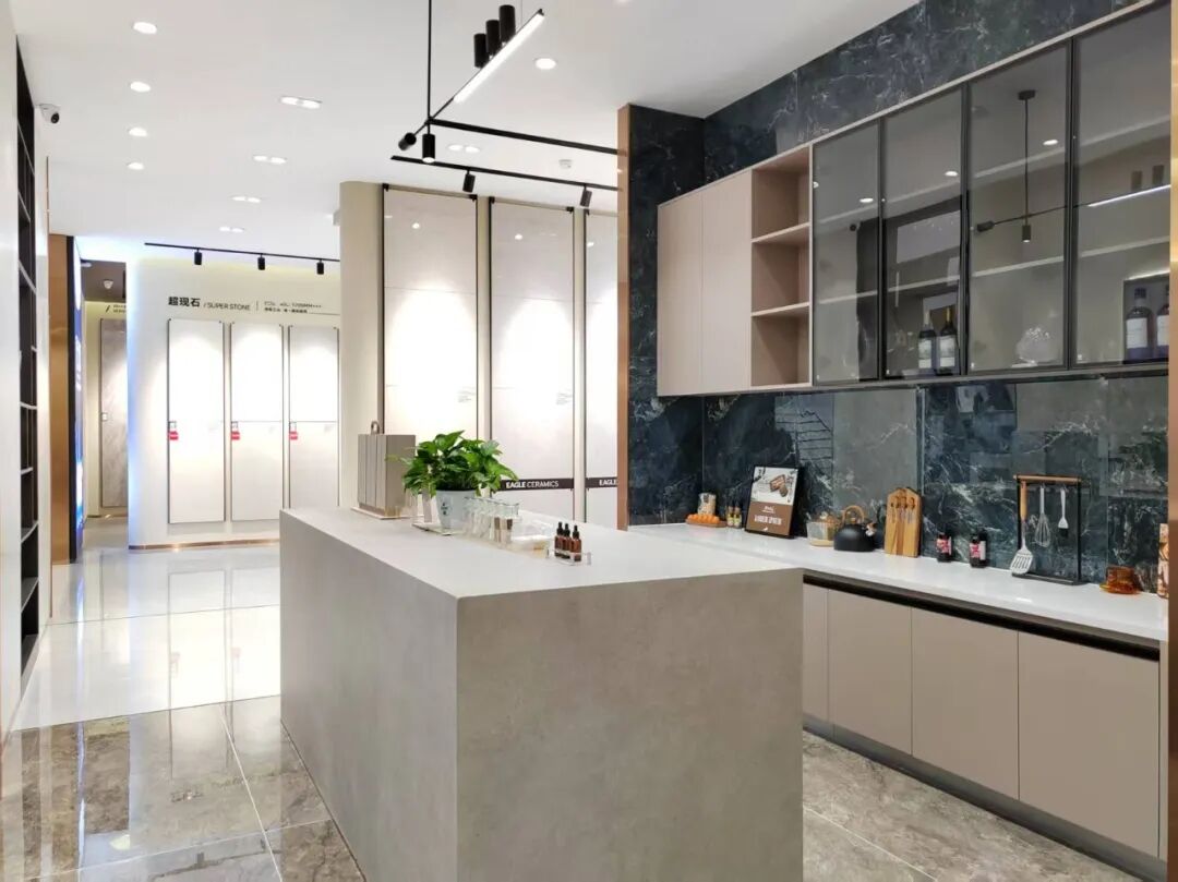 四川宜賓鷹牌旗艦店｜高端空間設計，美出顏值新境界(圖7)